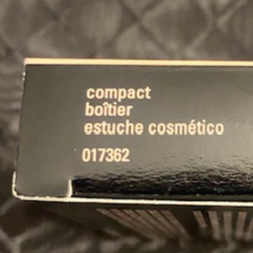 MARY KAY Compact - Picture 7 of 7